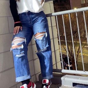 Boyfriend Ripped Jeans